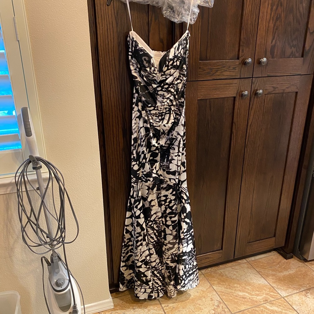 Mermaid style prom dress